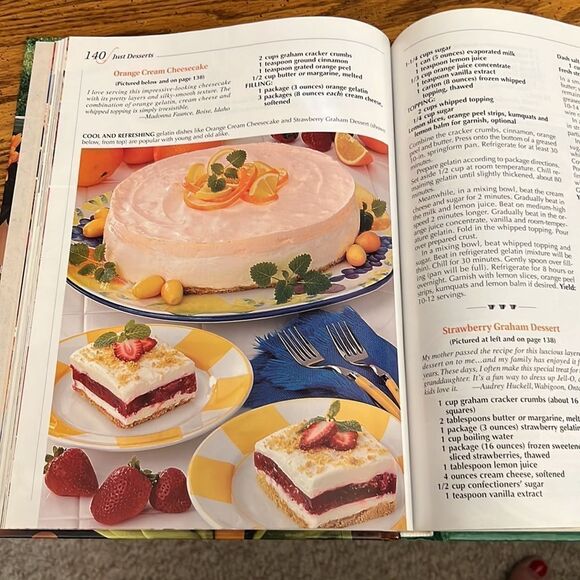 2003, Taste of Home Annual Recipes, 320 page cookbook - Picture 4 of 4